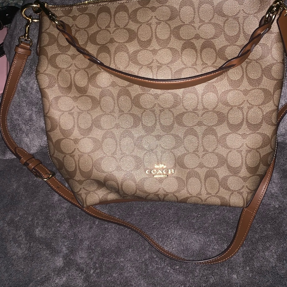 Gently used coach f31477 Abby duffle crossbody bag